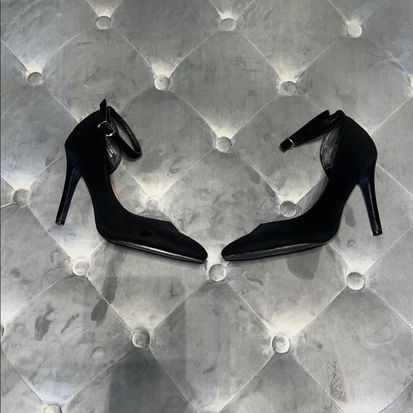 High heels - Picture 4 of 4